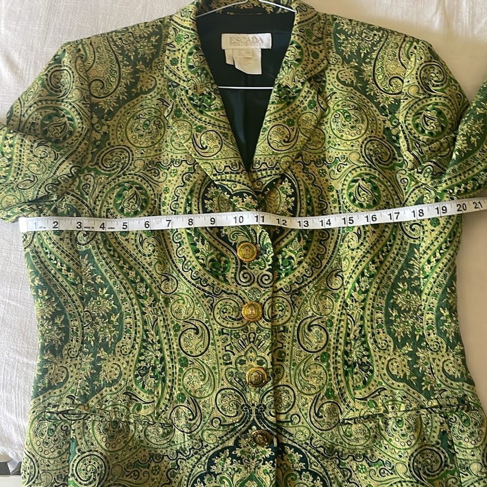 Vintage Escada | Green Paisley Blazer with Notched Lapels - Picture 6 of 8